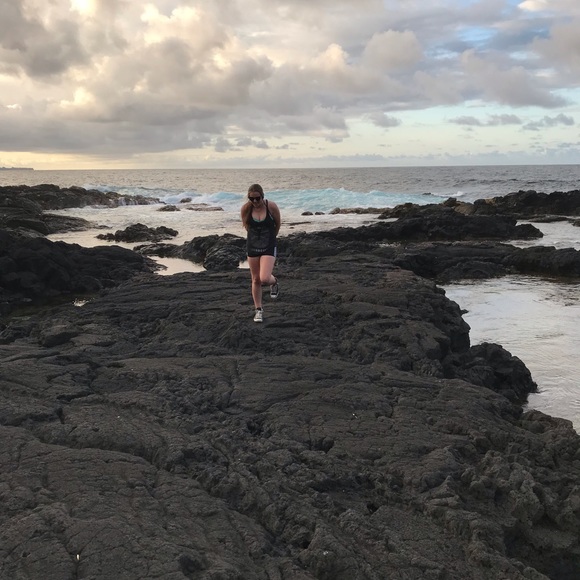 Meet your Posher, Hannah - Picture 2 of 3